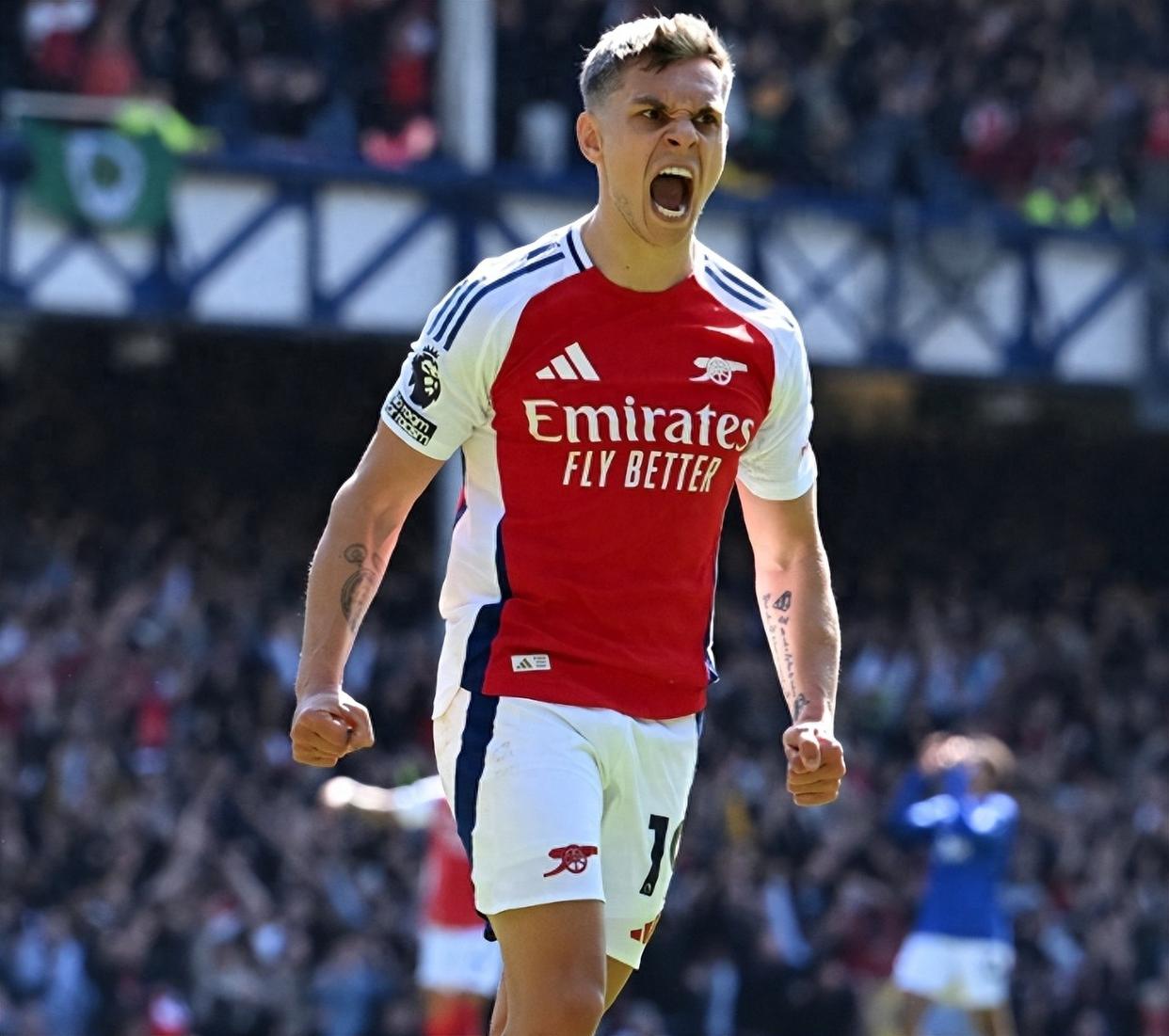 干净又卫生！贝克汉姆晒印度行学习制作美食视频（贝克汉姆印度之行分享亲学美食视频，制作过程洁净讲究）