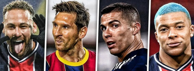 达成生涯400助里程碑，梅西赛后把球衣送给了看台上的父母（梅西达成生涯第400次助攻里程碑，赛后将球衣送上看台献给父母）