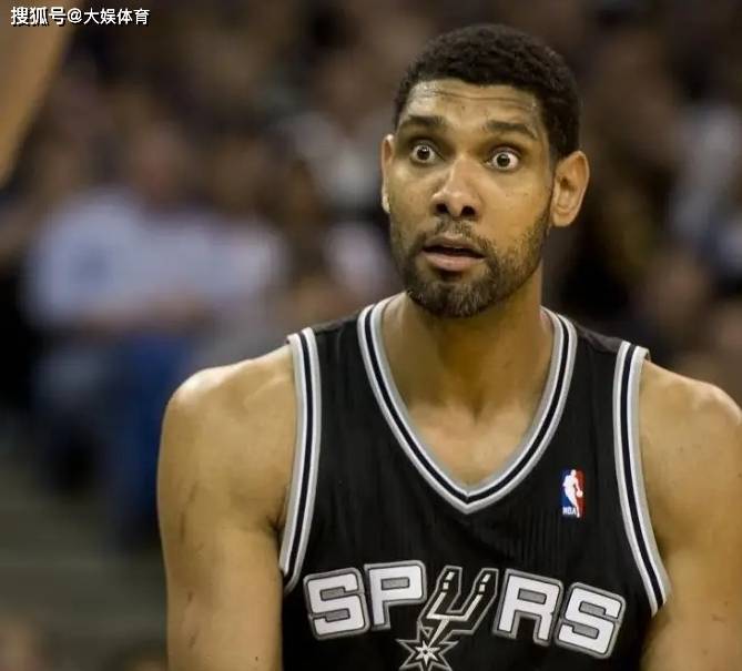 费拉拉：没人规定尤文这赛季必须夺冠，但争前四他们仍需提高（费拉拉：本季尤文不必非夺冠，但冲击前四仍需提升）