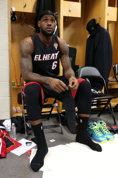 记者：下个月刘祝润就要当爸爸了，孩子会在大连出生（记者：刘祝润下月将升级当爸，宝宝将在大连降生）