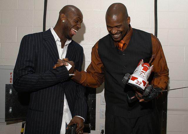 32岁前巴西国脚拉菲尼亚宣布退役，曾效力巴萨、巴黎、国米（32岁拉菲尼亚挂靴：前巴西国脚曾效力巴萨、巴黎、国米）