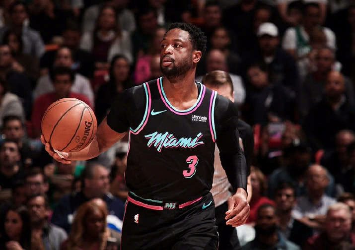 麦科勒姆压哨抛投命中，奇才单节净胜灰熊15分（麦科勒姆压哨抛投得手，奇才单节赢灰熊15分）